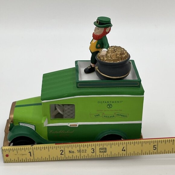 Department 56 ST. PATRICK’S VILLAGE EXPRESS #56.58640 Retired - Picture 7 of 11